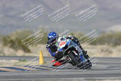 media/Jan-15-2026-Racers Edge (Thu) [[dfebeb70ab]]/2-A Group/Session 5 (Turn 5)/